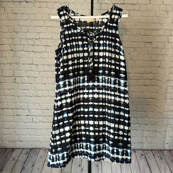 Cynthia Rowley Dresses & Skirts - Cynthia Rowley Black Blue & White 100% Linen Dress